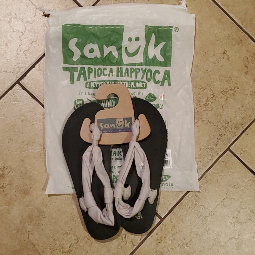 Sanuk Yoga Slingshot  Size 9